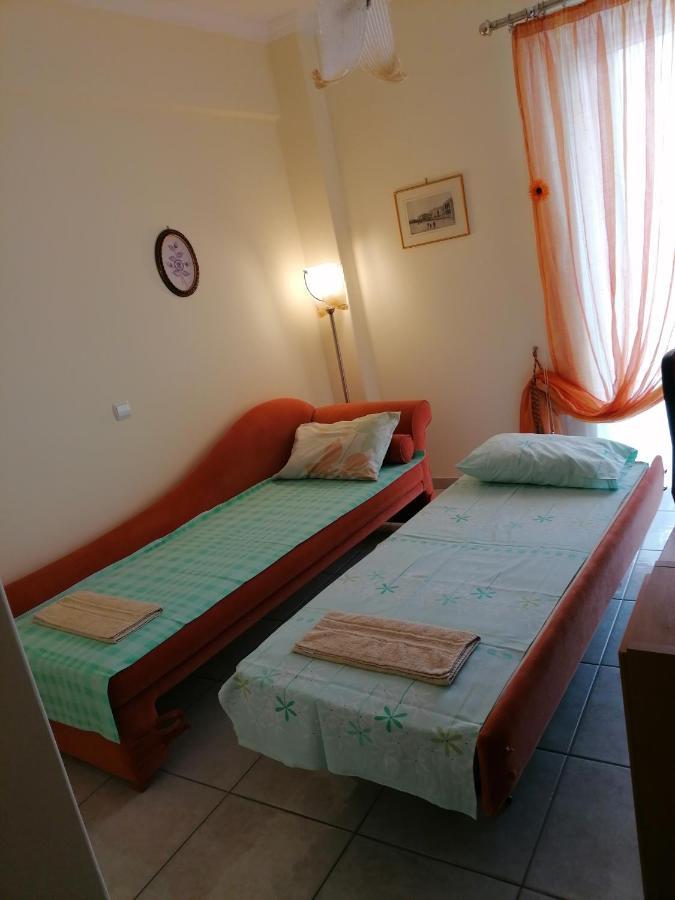 Apartment Giorgos Kalamata Esterno foto