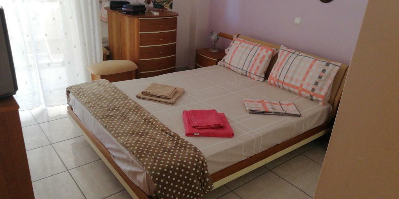Apartment Giorgos Kalamata Esterno foto
